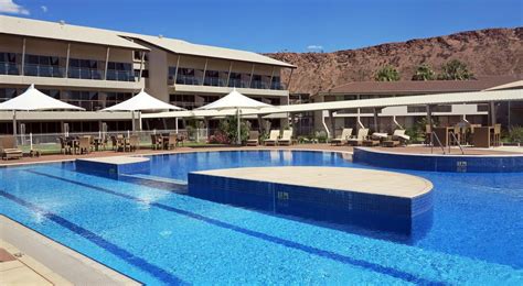 accommodation in alice springs australia